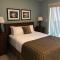 Sheringham Townhouse - Pet Friendly Sooke Rental