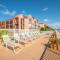 OPEN - Updated, beach, cozy and comfy, gated waterfront - سانت بيتي بيتش