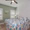 NH387C Oak Island Cottage