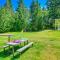 Port Townsend Home Spacious Yard and Mountain Views - 汤森港
