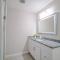 Charm Retreat Modern Haven in Great Location - Лутц Charm Retreat Modern Haven in Great Location - Лутц
