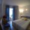Apartamentos Montserrat