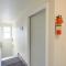 Cozy Delafield Apartment - Walk to Lake! - Delafield