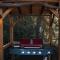 Lakefront Retreat & Panoramic Views With Hot Tub and Sauna - Algonquin Highlands