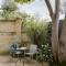 Peppi Place - 2 Bedroom with Ensuites Town Villa