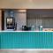 丽呈睿轩酒店广州珠江新城岗顶地铁站店 Rezen Select Hotel Guangzhou Zhujiang New Town - Canton Fair Free shuttle bus