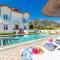 Villa Blue Island