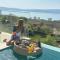 Casa Farmak - 4 Bedroom Lux Apartment with Infinity Pool & Lake View