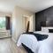 Hotel Dilley Grand