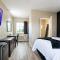 Hotel Dilley Grand