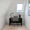 2BR flat in Greater London with free parking - 芬奇利