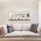 One bedroom central Slough with parking