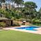 Villa Llum with Views, Pool 25 minutes from BCN - Alella