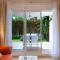 Beautiful 2BR APT with Terrace, Garden & Pool - مربلة