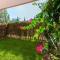 Beautiful 2BR APT with Terrace, Garden & Pool - مربلة