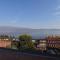 Angela -Terrace & beautiful View lake - Happy Rentals