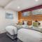 Nowhere Lodge