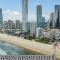 Cosy Beachfront Apt & Free Park
