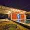 Farmhouse with Pool - Kalavady Farmstay - Baindūru