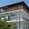 Niki Seaside Apartments