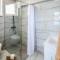 Gorgeous Home In Veli Rat With Wifi - Veli Rat