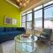 McCormick Place modern 2br-2ba Loft with optional parking for 8 guests - 芝加哥