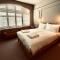 ROOMS AT THE QUAYSIDE - stylish en-suite rooms on Poole Quay all fully refurbed - Poole