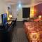 Royal Inn - Anniston