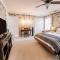 Cozy Cottage - Walk To Campus, Stadium, Downtown