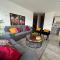 DN2A-Great location with patio and pool - Guatemala