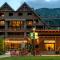 1332 Lodge At Spruce Peak Ski in Ski Out King Studio By Stowe Mountain Rentals