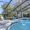 Stunning Lake House with Heated Pool & Ping Pong! - 鲁兹