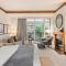 374 Lodge At Spruce Peak Ski In Ski In Ski Out King Studio By Stowe Mountain Rentals
