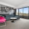 Southbank Retreat with Car Park Gym Pool Hot Tub - ملبورن