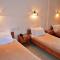 Yannis Hotel