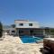 VILLa MERMAID