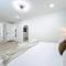 Poolside Paradise Near Siesta Key Beach - Sarasota