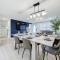 Poolside Paradise Near Siesta Key Beach - Sarasota