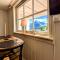 Exclusive and Cosy! Sea and Mountian View - Superfast Wifi, Washer and more included - 苏特兰