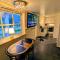 Exclusive and Cosy! Sea and Mountian View - Superfast Wifi, Washer and more included - 苏特兰