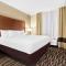 Comfort Suites Tampa Airport North