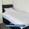Nuneaton - Ideal 3 Bedroom, Wi-fi Parking, Sleeps 6 - JRR Stays