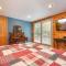 Owls Retreat - McHenry