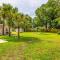 Navarre Home with Palm Tree Views about 4 Mi to Beach! - Navarre