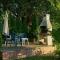 Homey house boat, great location