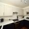 Pinfold Suite - Chester Road Apartments By