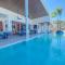 Lounge on big balcony, pool and gym - 巴亚尔塔港