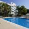 Beachside 1-bed with huge veranda