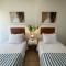 Stylish & Comfortable Condo With Balconies