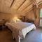 Chalet confortable avec cheminée et terrasse à Samoëns - FR-1-624-5